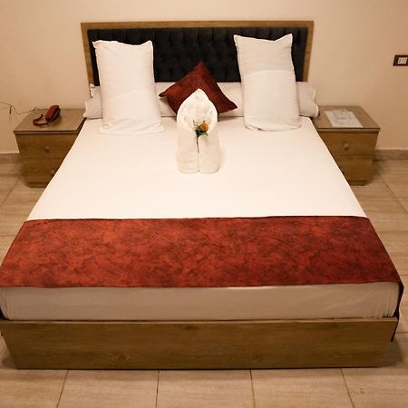 Heru Pyramids View Hotel 카이로 외부 사진