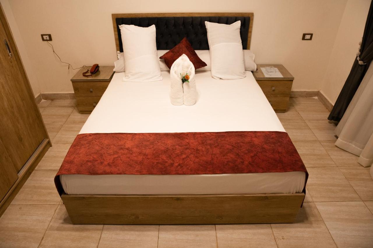 Heru Pyramids View Hotel 카이로 외부 사진